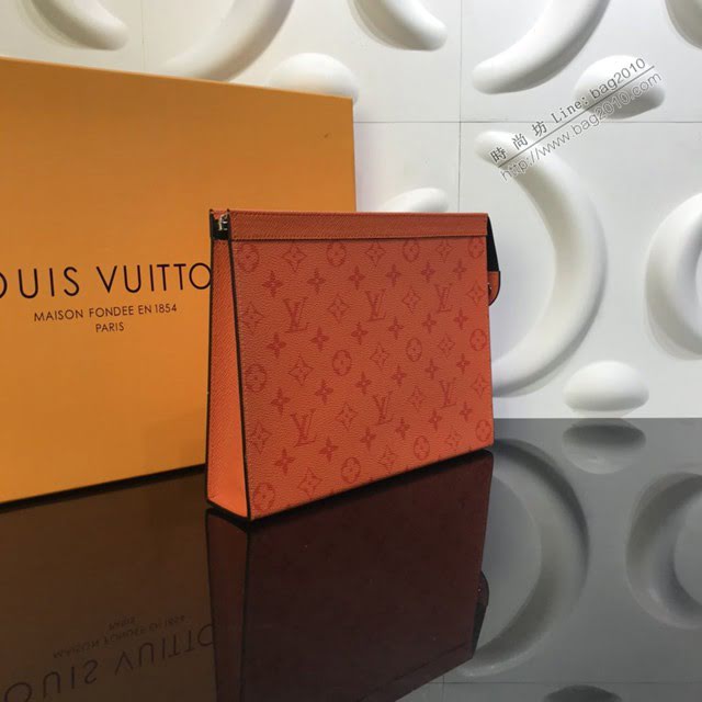 LV包包 LV新款手包 Tagarama系列 Pochette Voyage中號手袋 LV男士手拿包  ydh3760